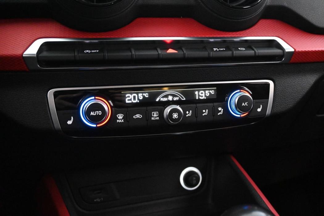 AUDI Q2 2017