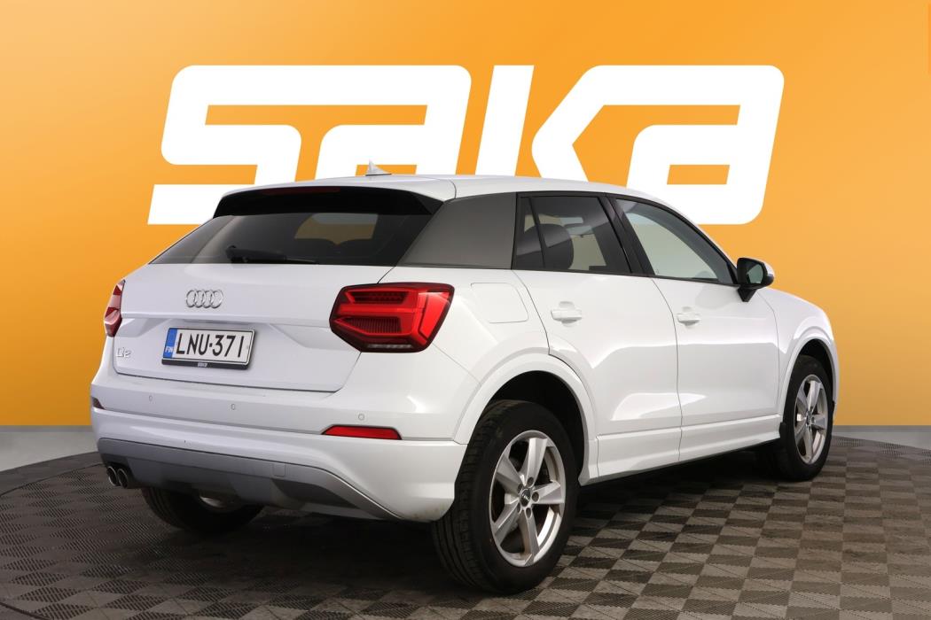 AUDI Q2 2017