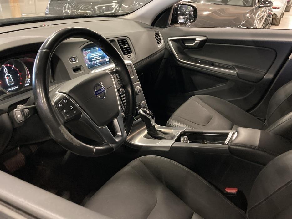 VOLVO V60 Cross Country 2017
