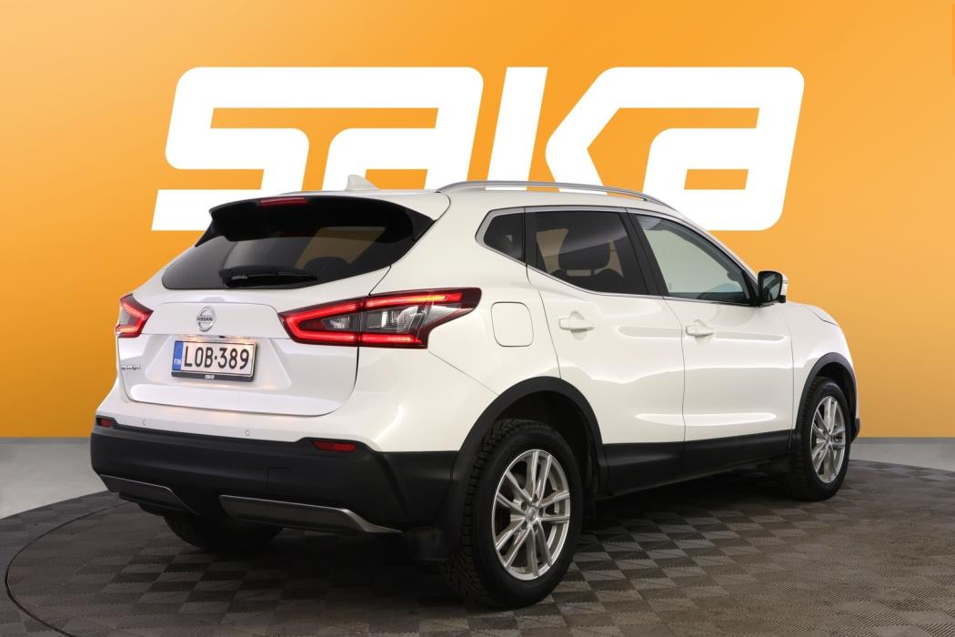 NISSAN Qashqai 2017