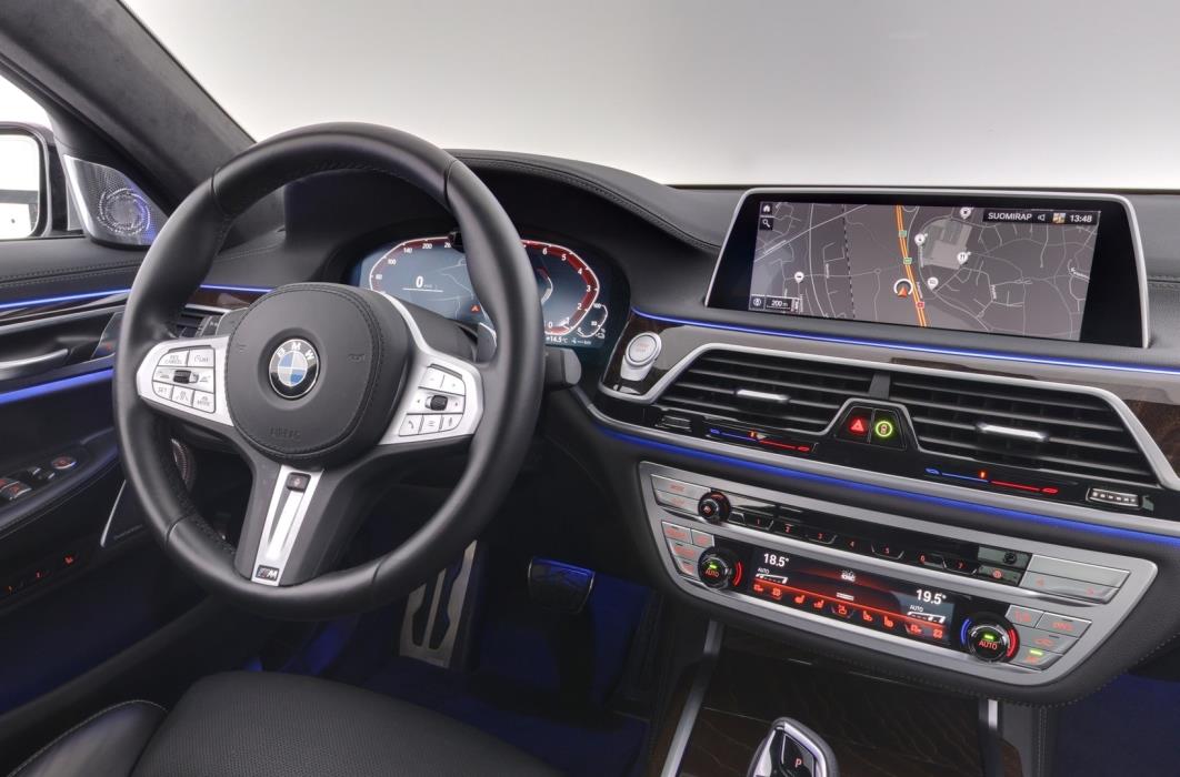 BMW 745 2020