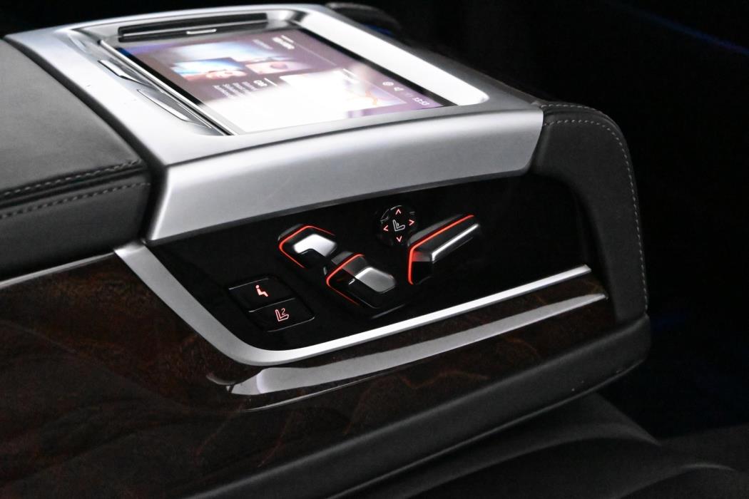 BMW 745 2020