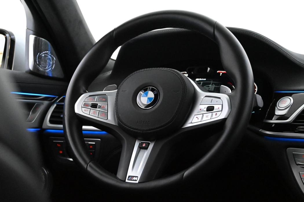 BMW 745 2020