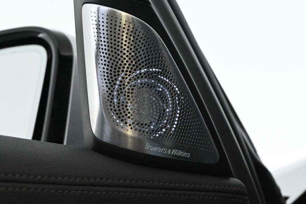BMW 745 2020