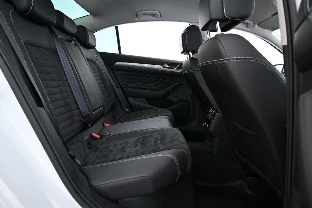 VOLKSWAGEN Passat 2020