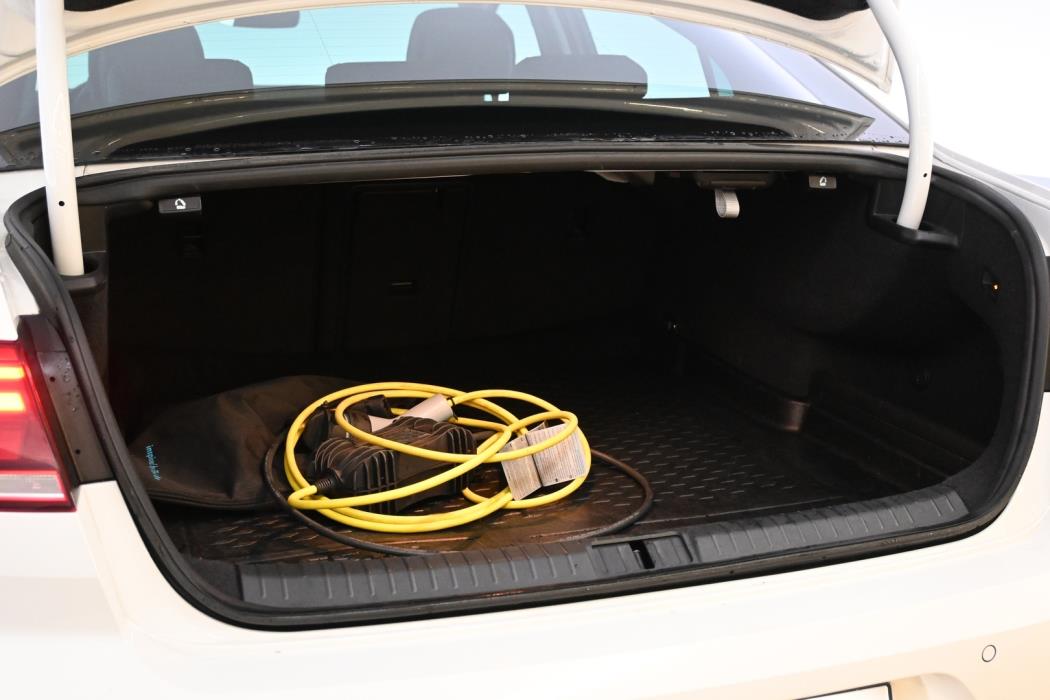 VOLKSWAGEN Passat 2020