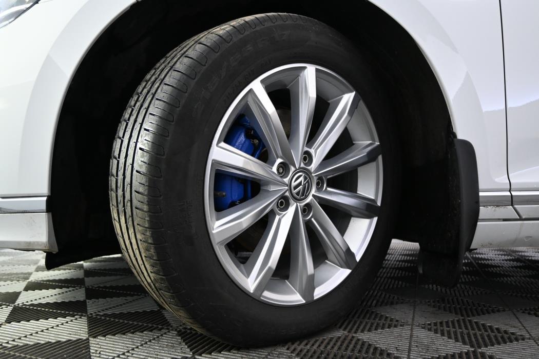 VOLKSWAGEN Passat 2020