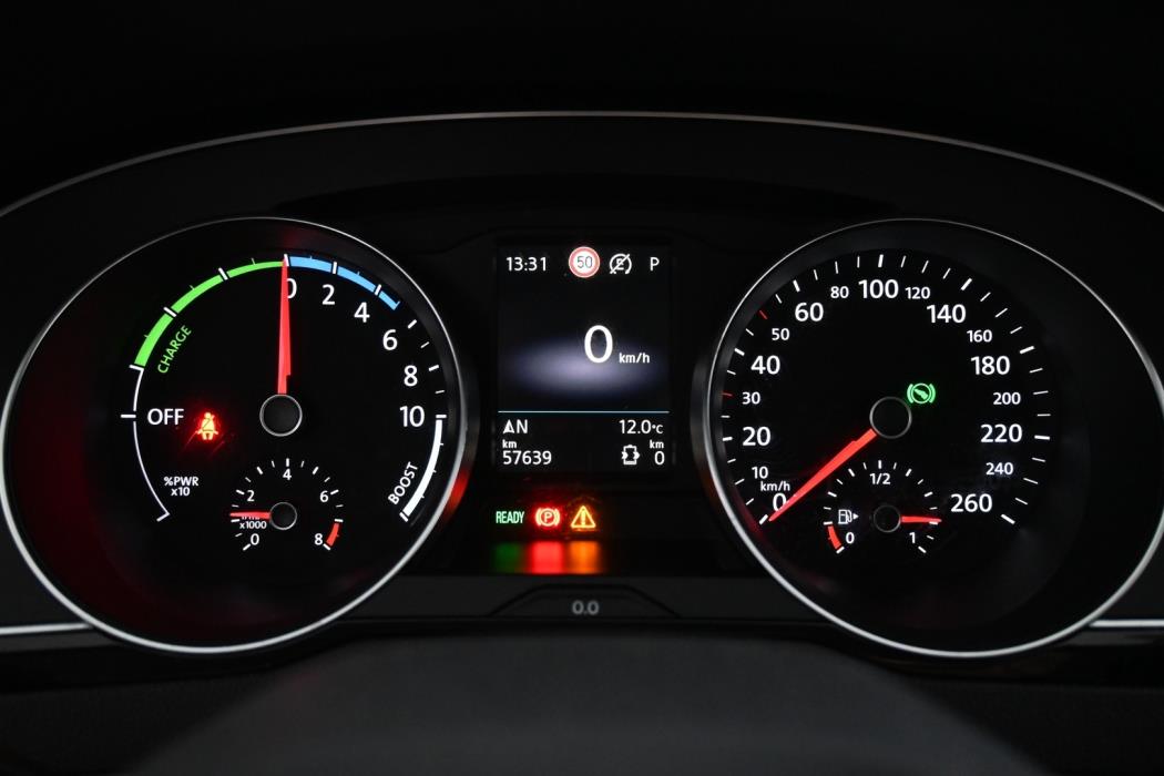 VOLKSWAGEN Passat 2020