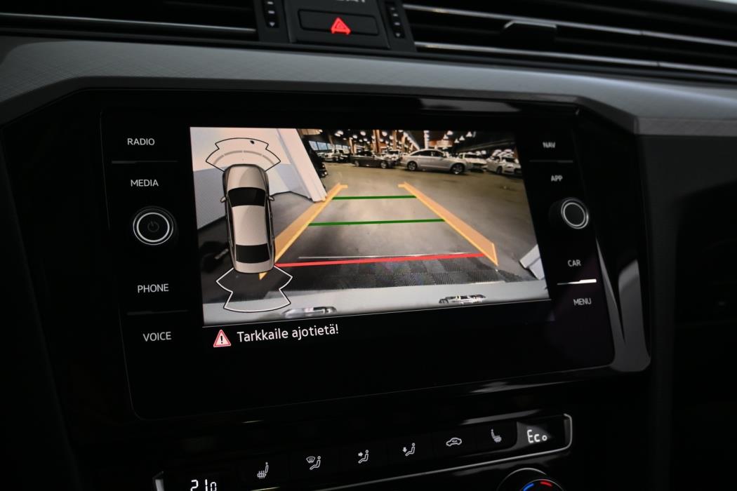 VOLKSWAGEN Passat 2020