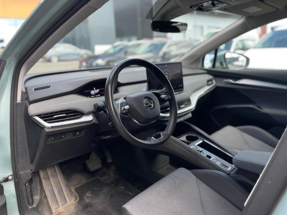 SKODA Enyaq 2023