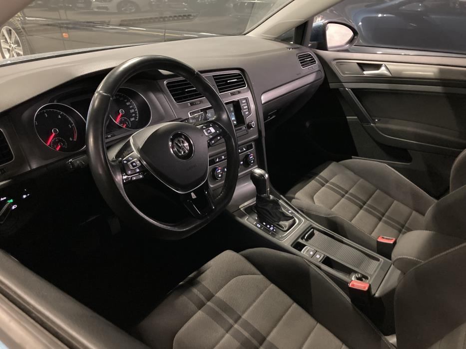 VOLKSWAGEN Golf 2013