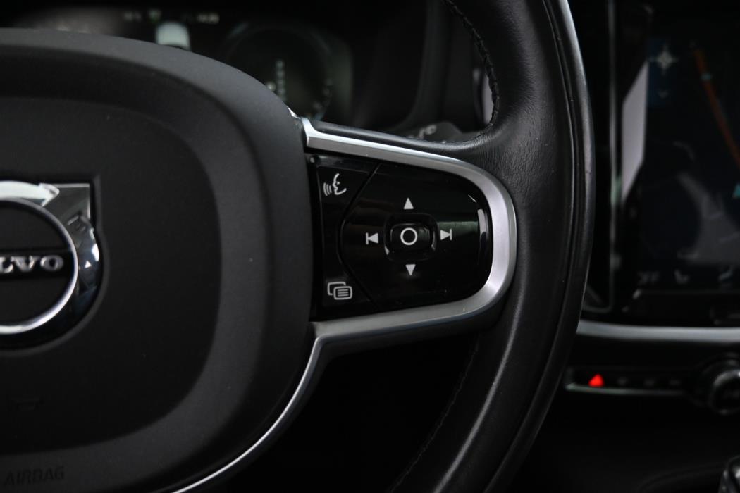 VOLVO V60 2019