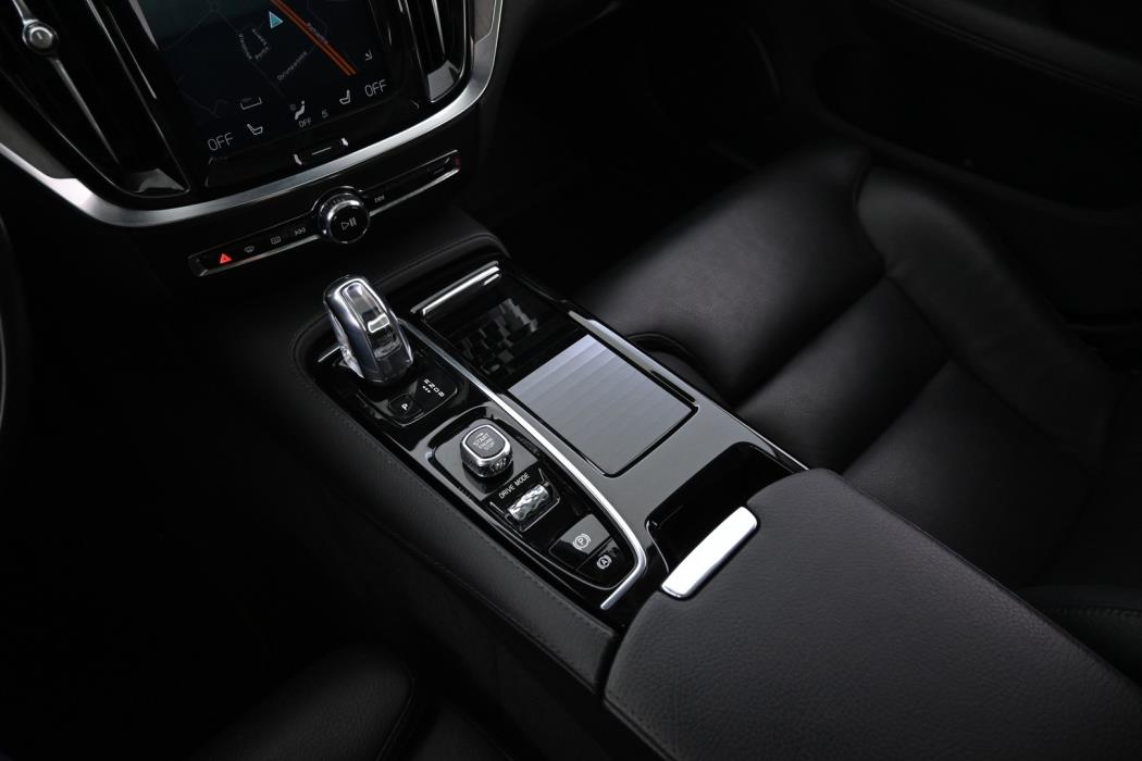 VOLVO V60 2019