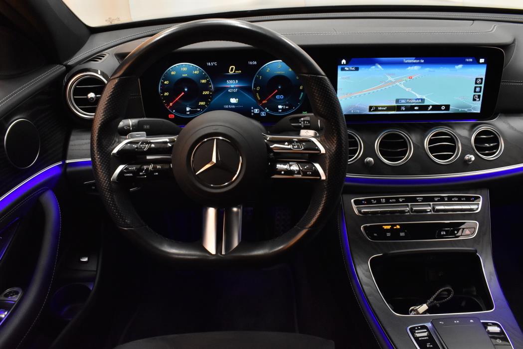 MERCEDES-BENZ E 2021