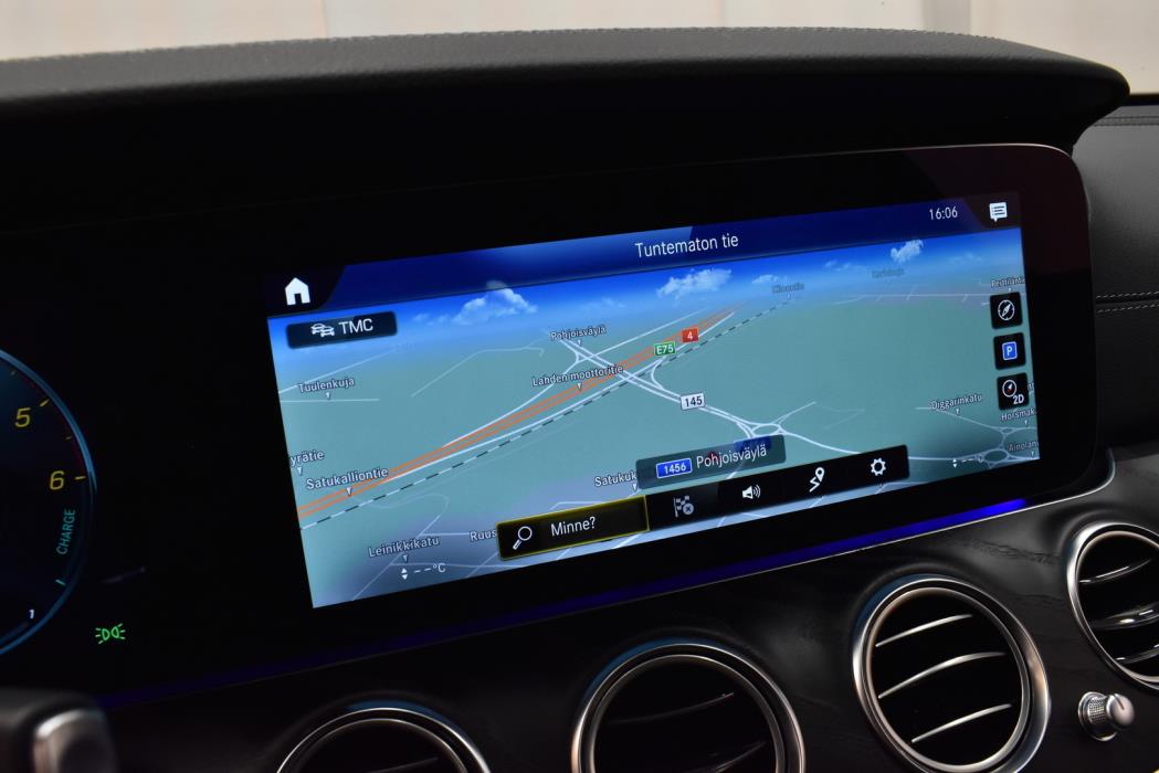 MERCEDES-BENZ E 2021