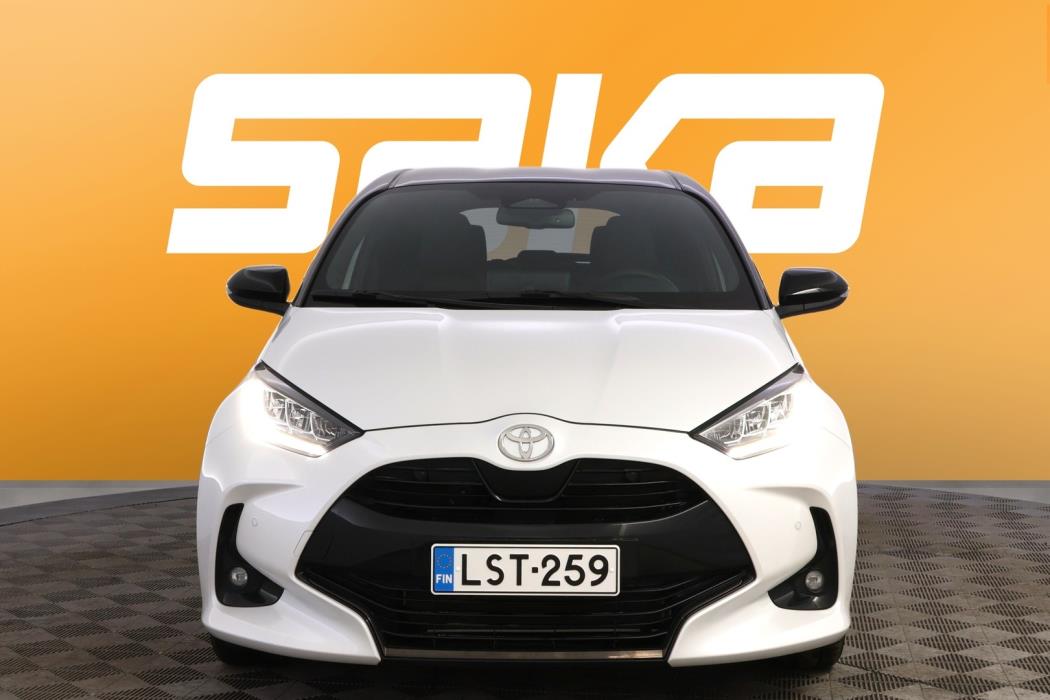 TOYOTA Yaris 2024