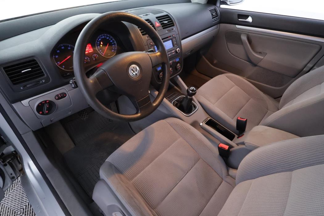 VOLKSWAGEN Jetta 2006