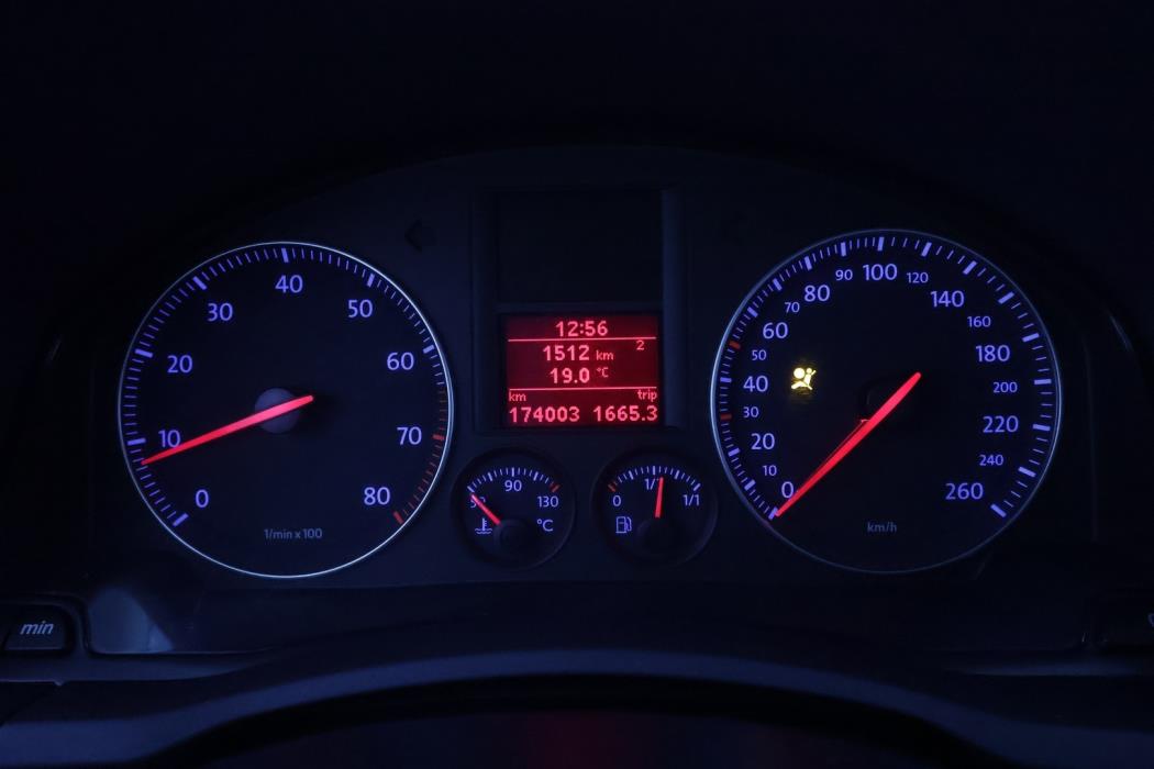 VOLKSWAGEN Jetta 2006