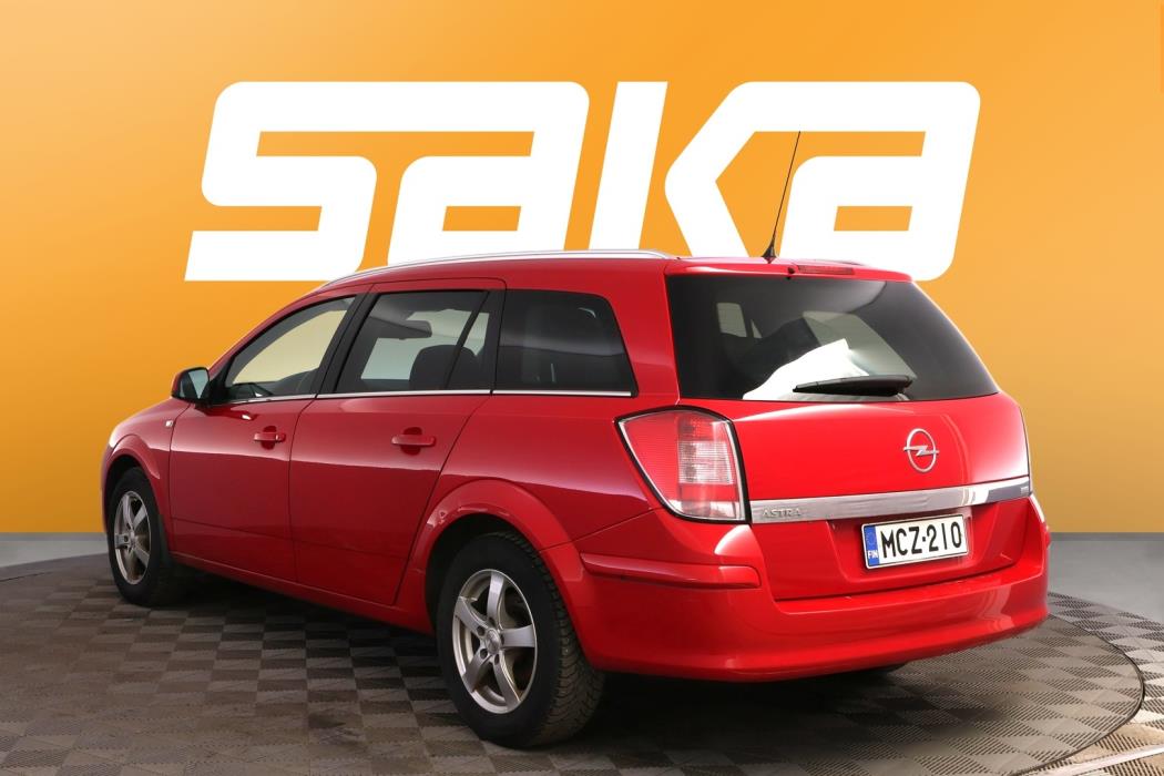 OPEL Astra 2010