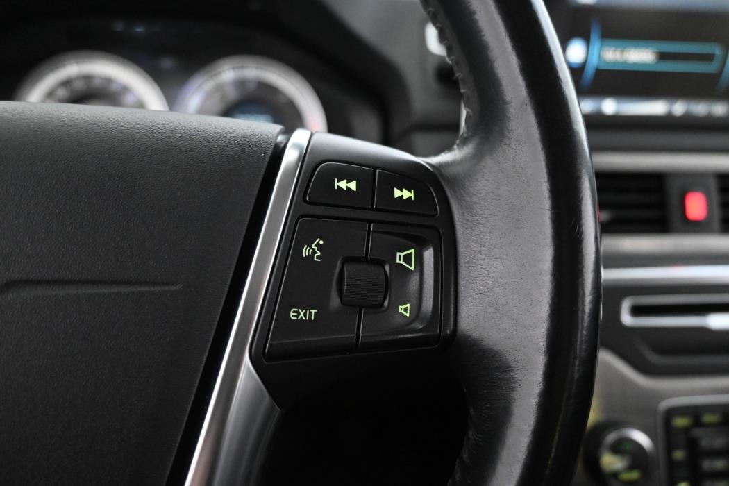 VOLVO XC70 2012