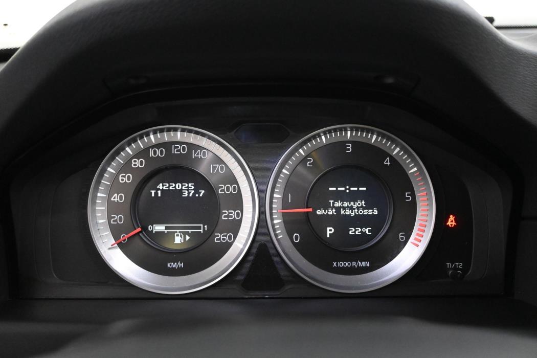 VOLVO XC70 2012