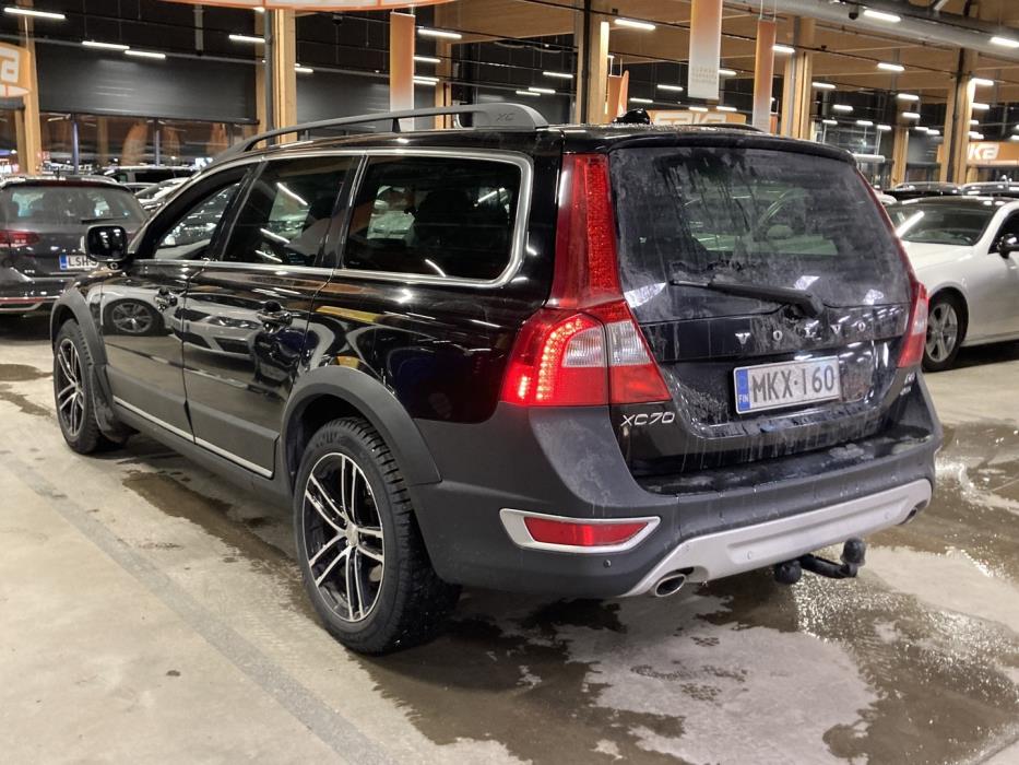 VOLVO XC70 2012