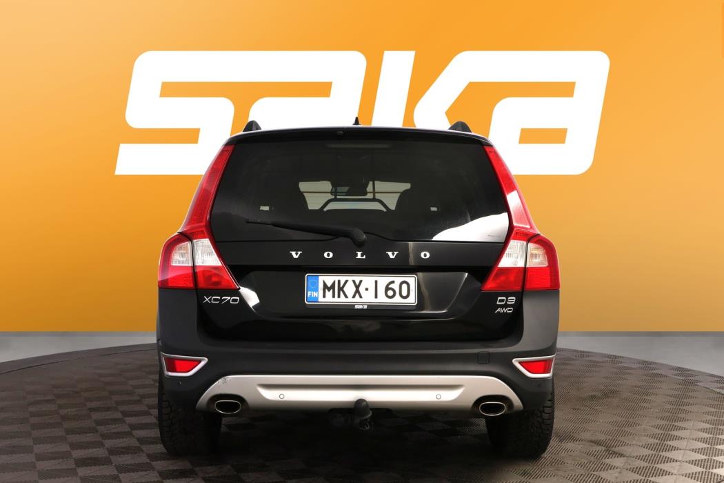 VOLVO XC70 2012
