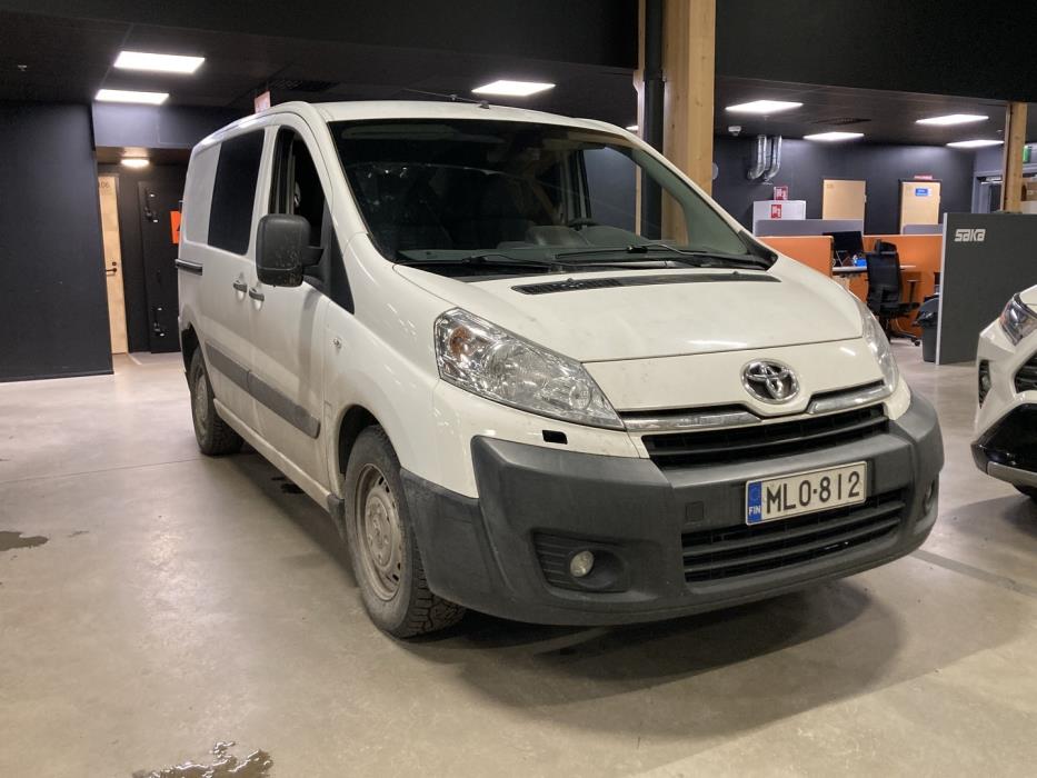 TOYOTA Proace 2013