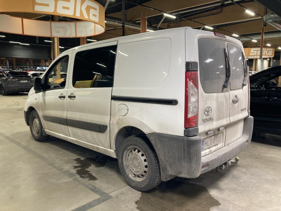 TOYOTA Proace 2013