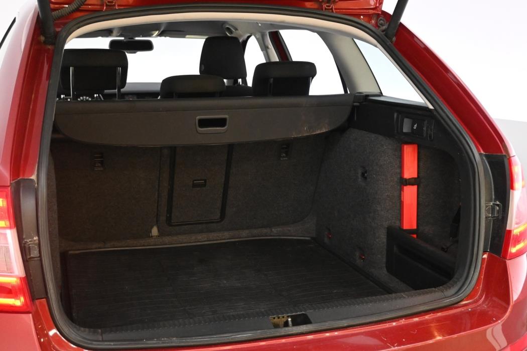 SKODA Octavia 2014