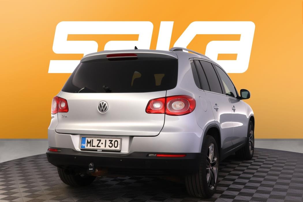 VOLKSWAGEN Tiguan 2010