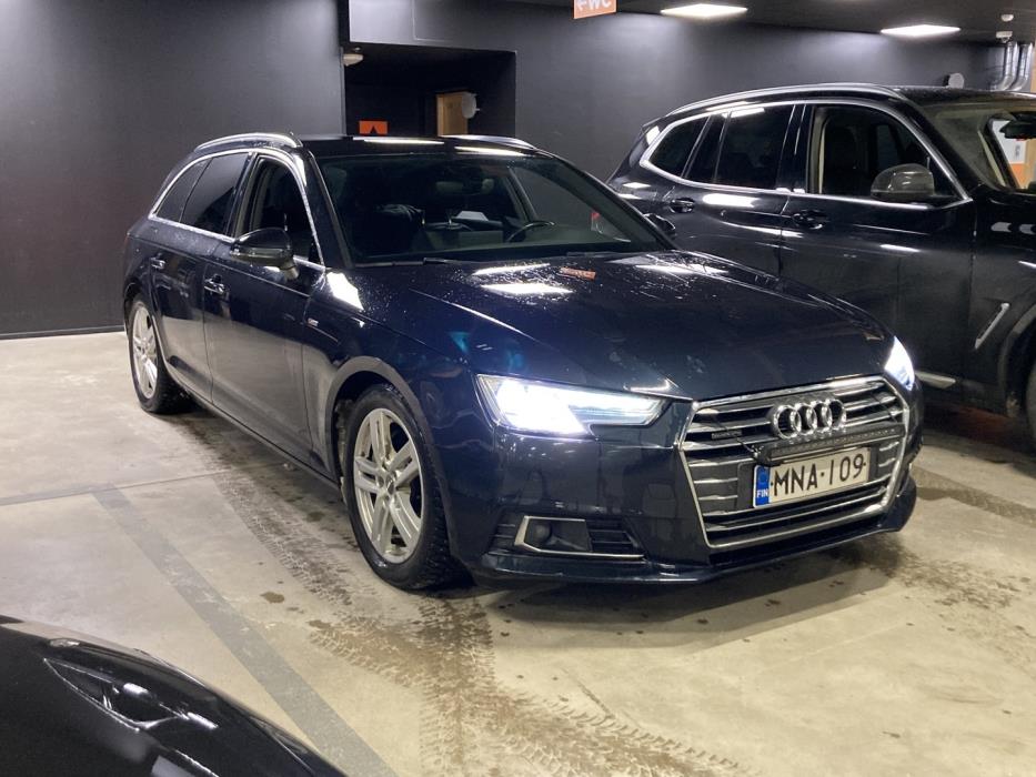 AUDI A4 2016
