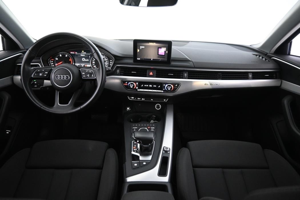 AUDI A4 2018