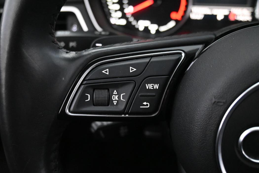 AUDI A4 2018