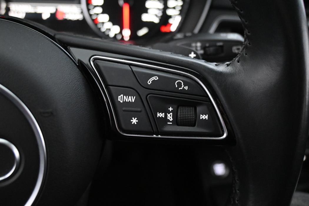 AUDI A4 2018