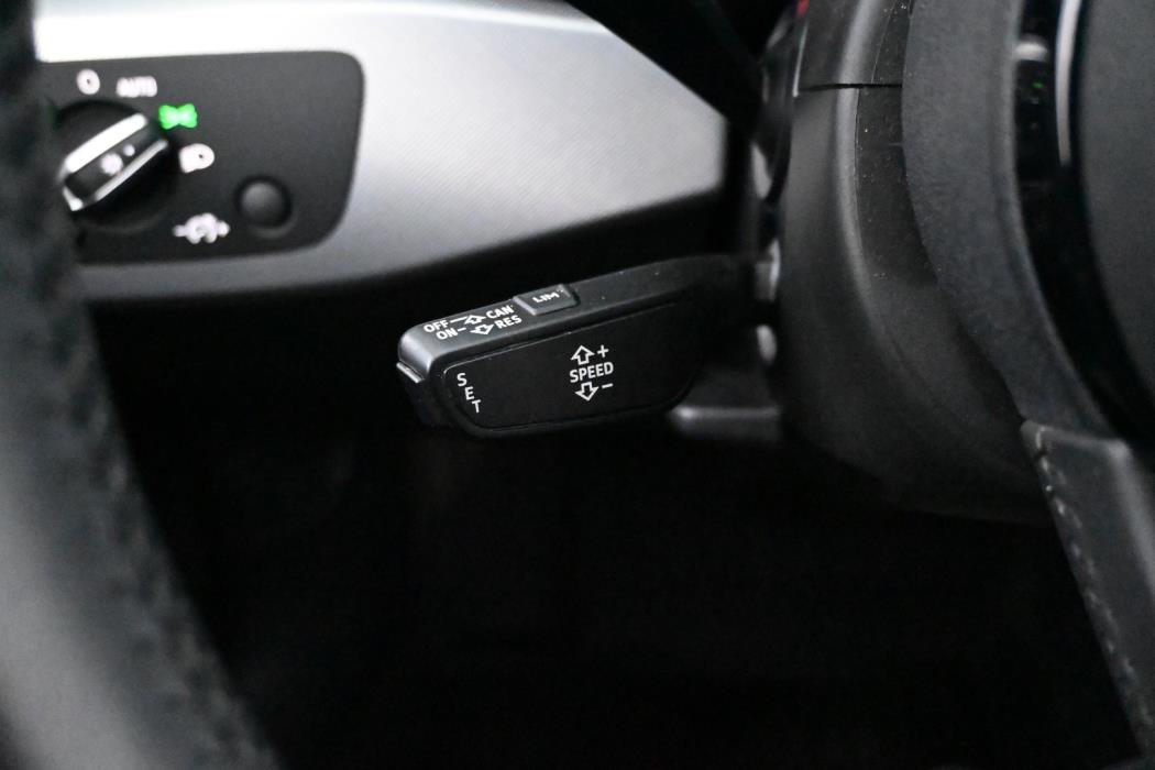 AUDI A4 2018