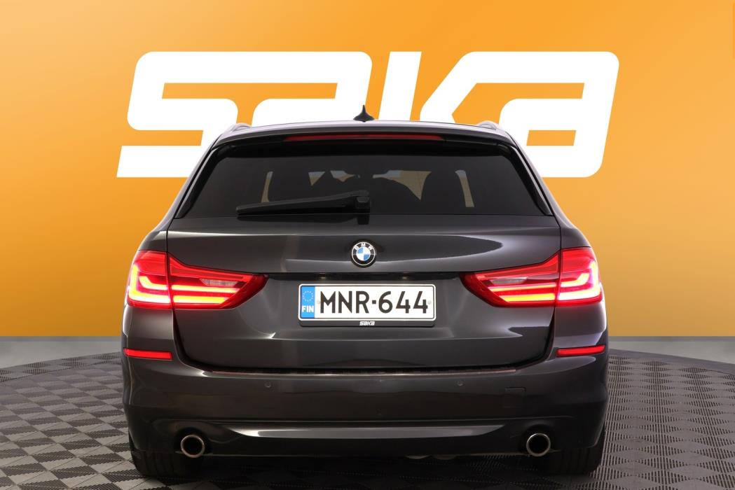 BMW 530 2018