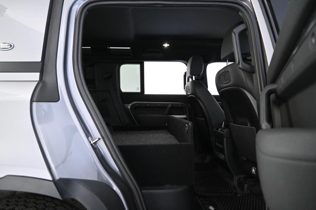 LAND ROVER Defender 2022