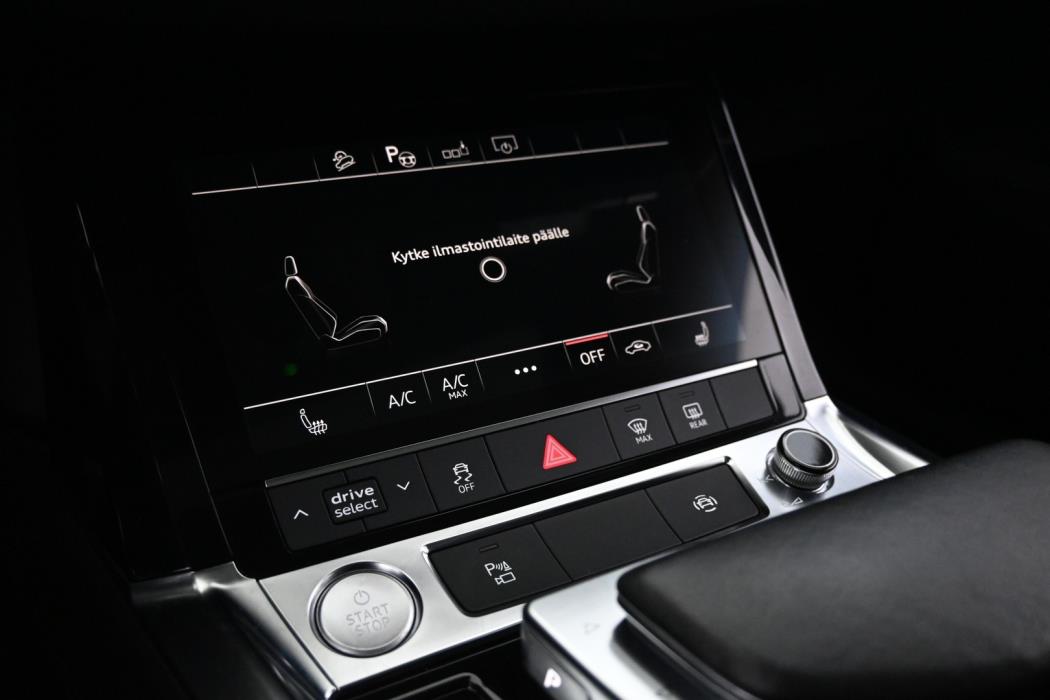AUDI e-tron 2019