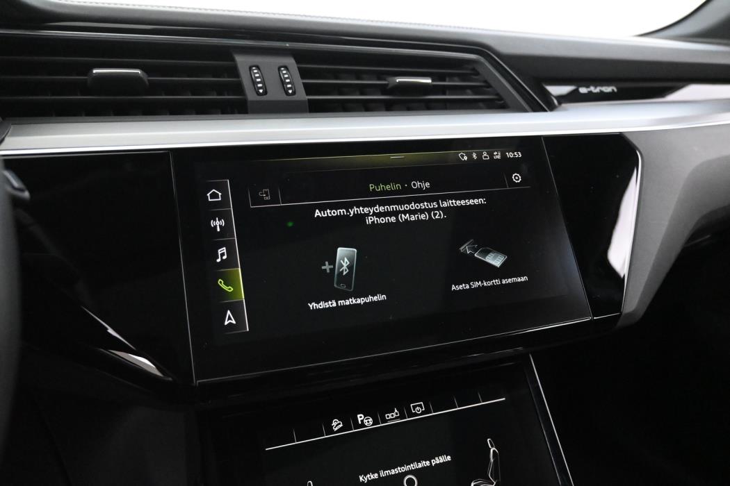 AUDI e-tron 2019
