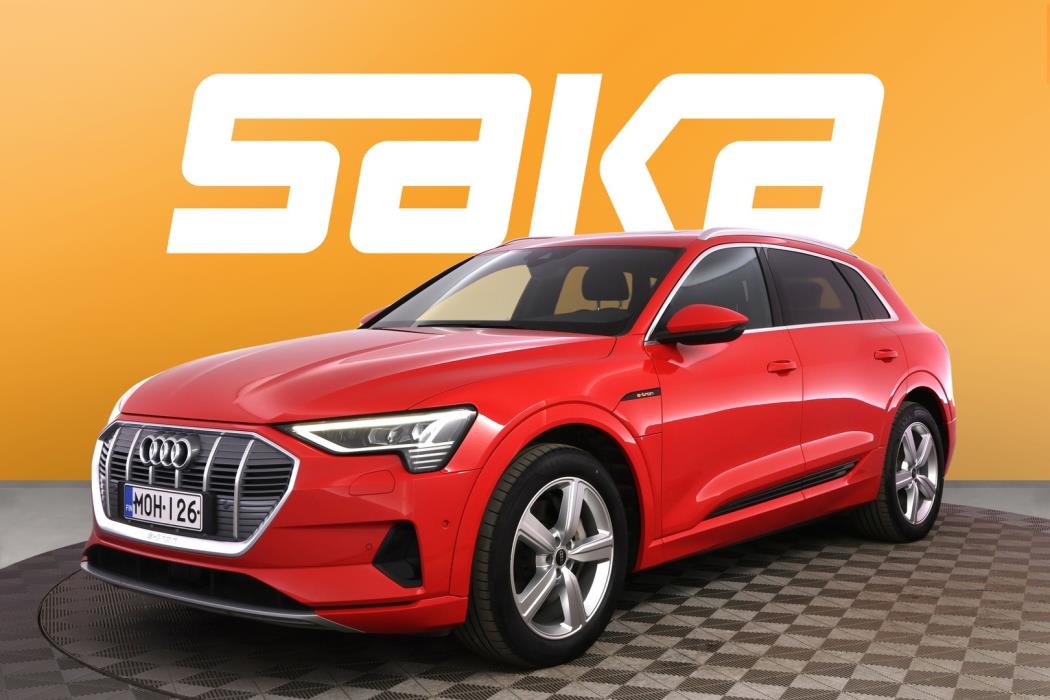 AUDI e-tron 2019