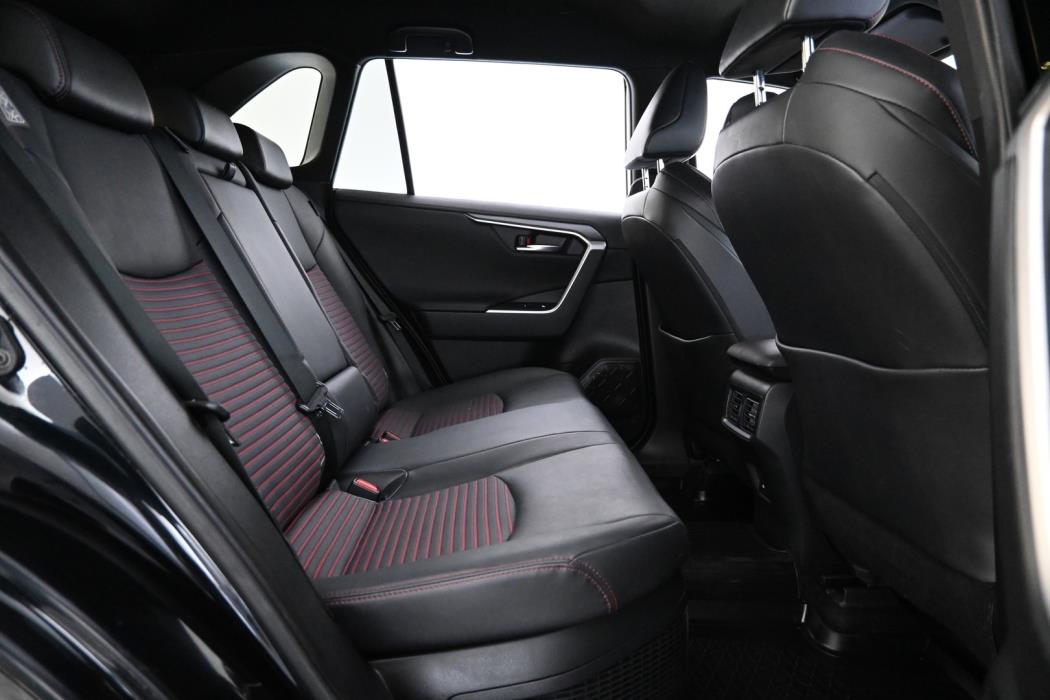 TOYOTA RAV4 PLUG-IN 2021