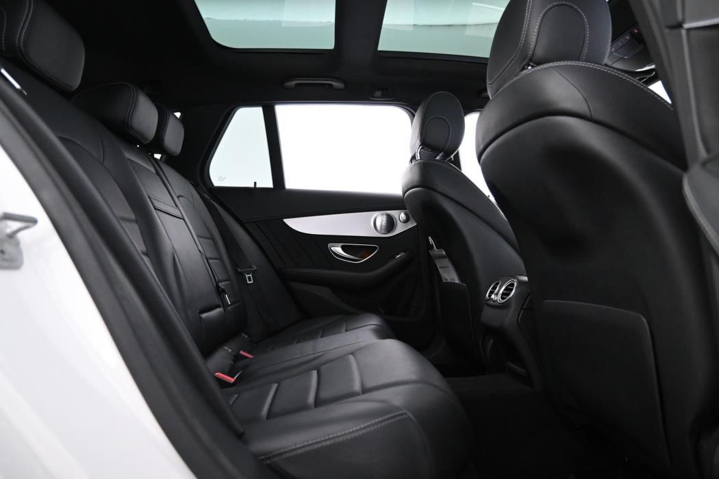 MERCEDES-BENZ C 2016