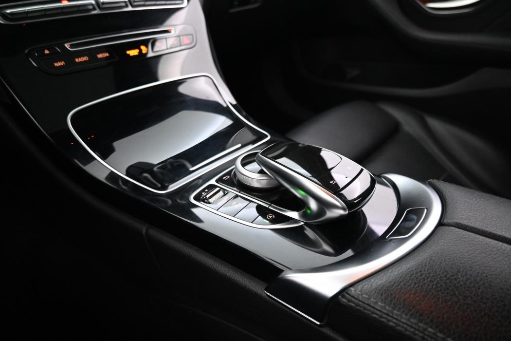 MERCEDES-BENZ C 2016