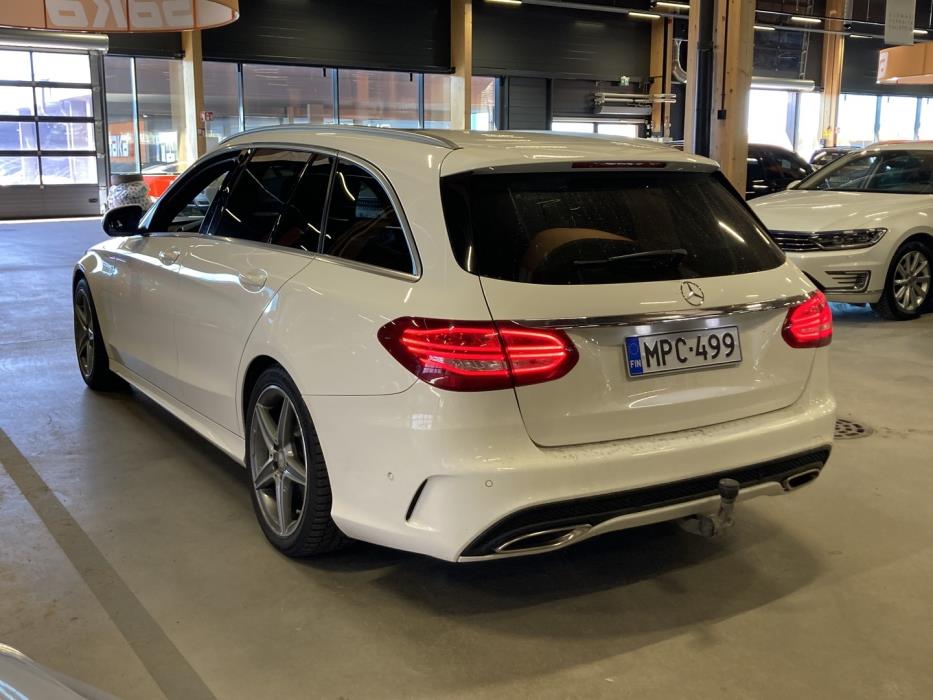MERCEDES-BENZ C 2015