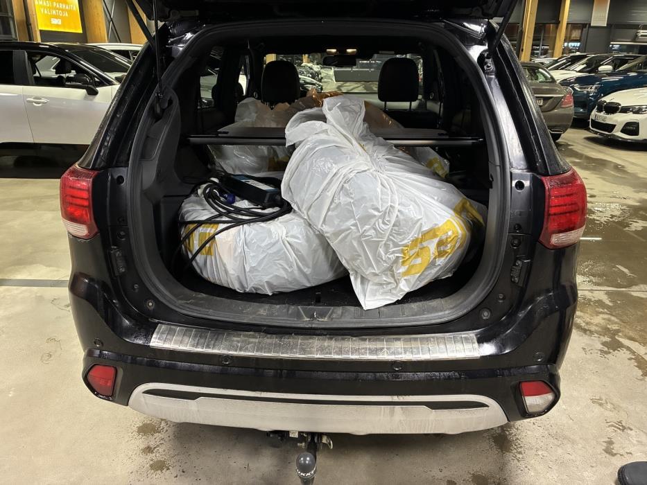 MITSUBISHI Outlander 2020