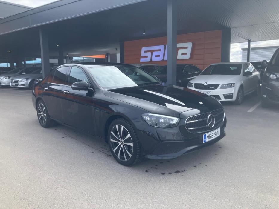 MERCEDES-BENZ E 2021