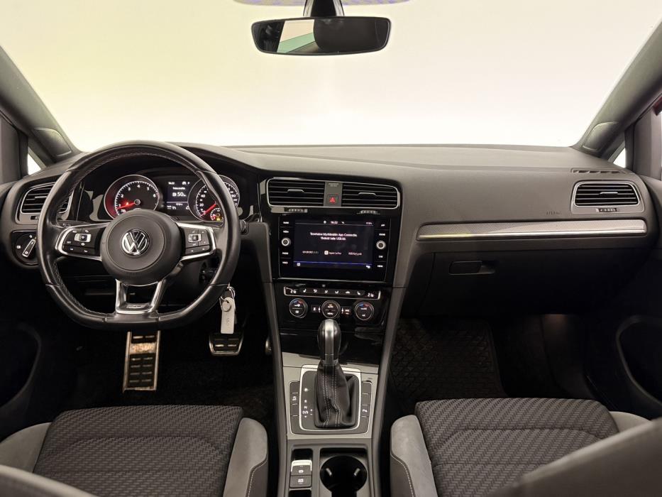 VOLKSWAGEN Golf 2019