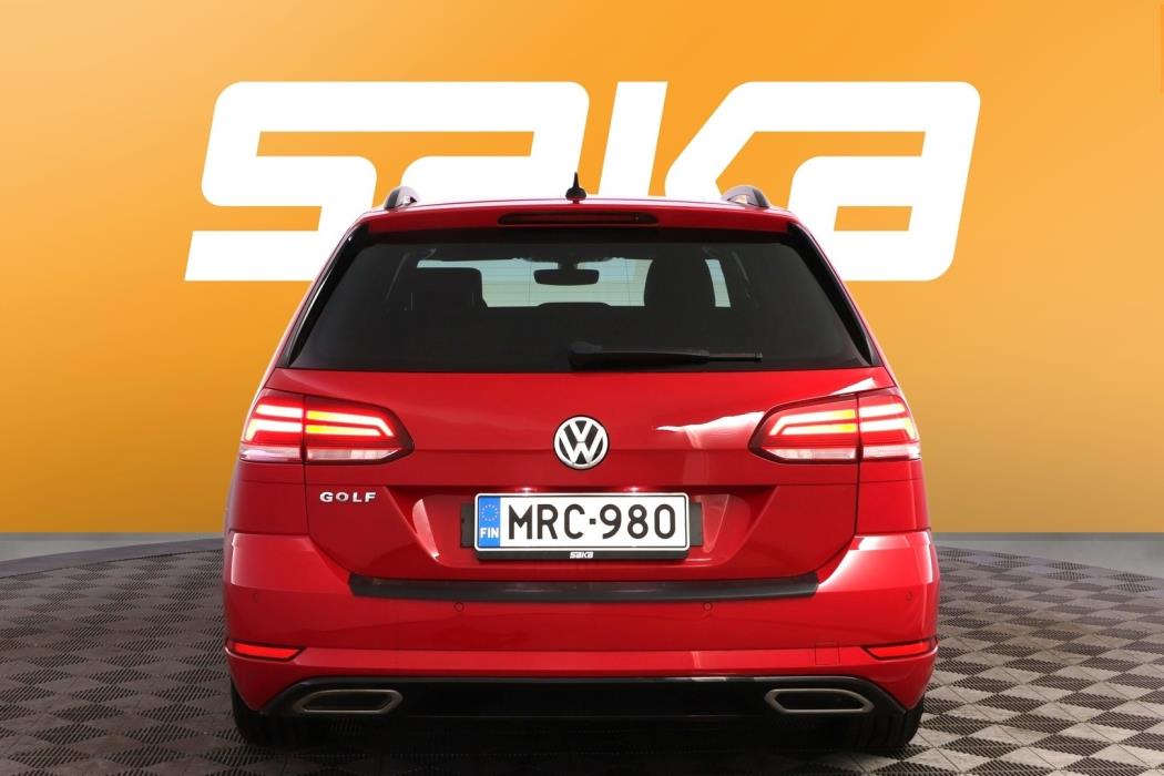 VOLKSWAGEN Golf 2019