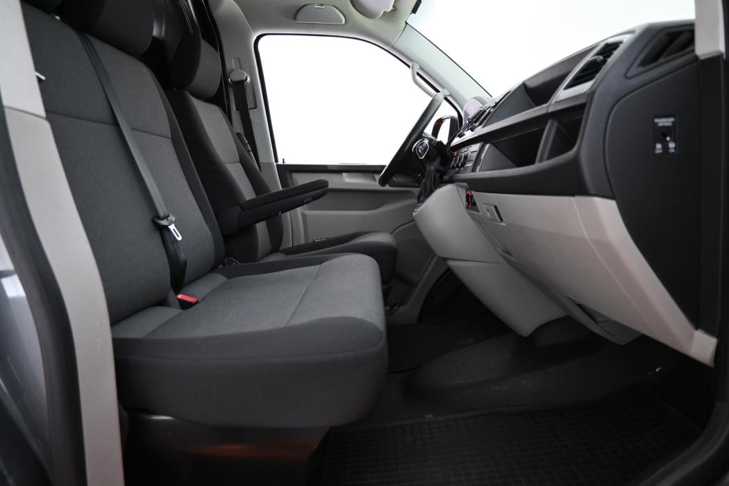 VOLKSWAGEN Transporter 2016